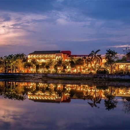 Sheik Istana Hotel Chiangmal Chiang Mai Luaran gambar
