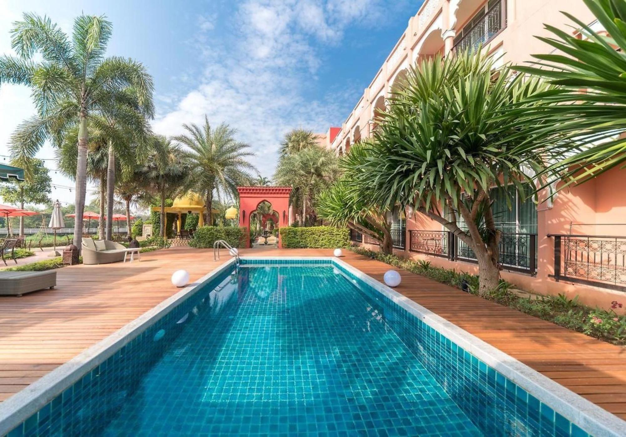 Sheik Istana Hotel Chiangmal Chiang Mai Luaran gambar
