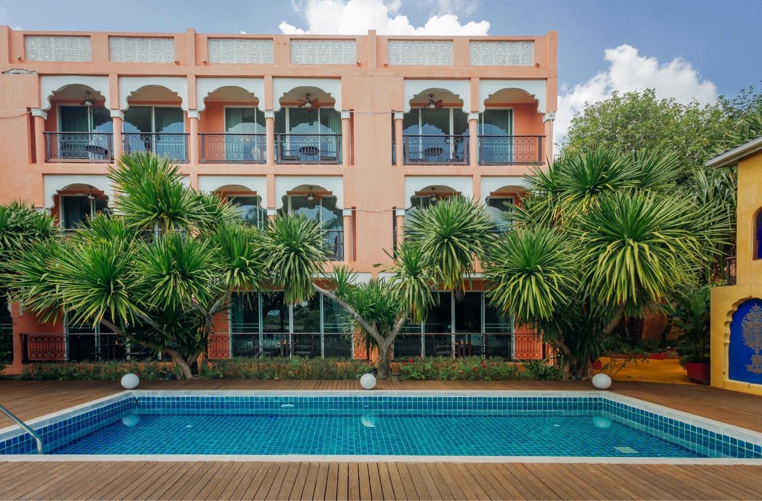 Sheik Istana Hotel Chiangmal Chiang Mai Luaran gambar