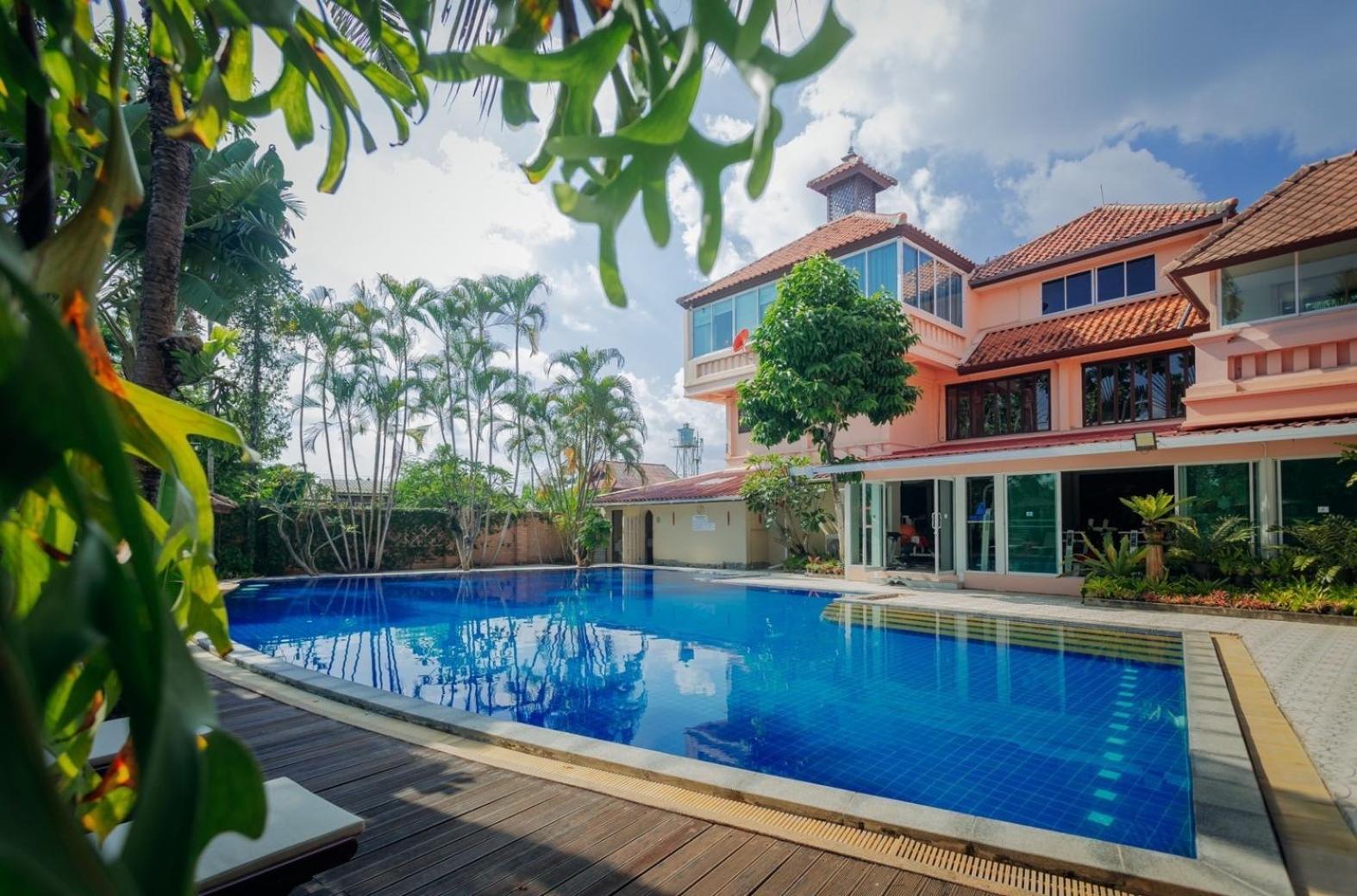 Sheik Istana Hotel Chiangmal Chiang Mai Luaran gambar